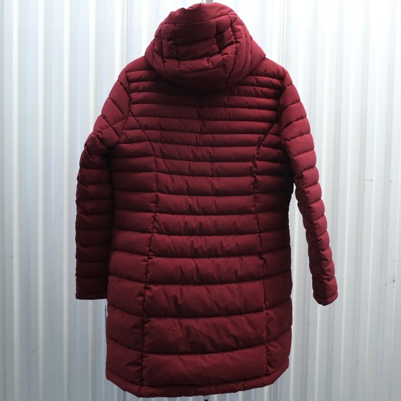 NWT Tommy Hilfiger Women's Hooded Puffer coat Burgundy Size Large - Picture 2 of 8